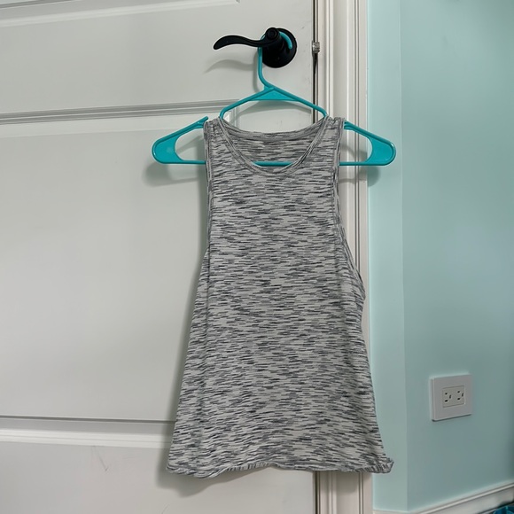 lululemon squad goals tank top (color: tiger space dye b/w, size: 4) - Picture 2 of 4